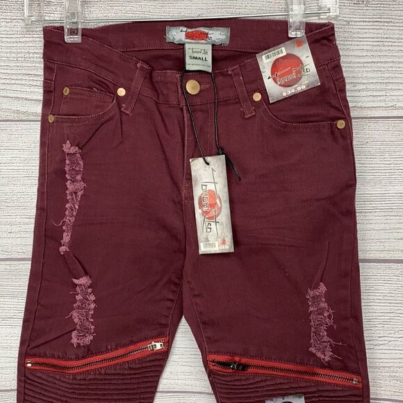 NWT Tomomi Tso  Slim fit distressed Jeans - Picture 8 of 14